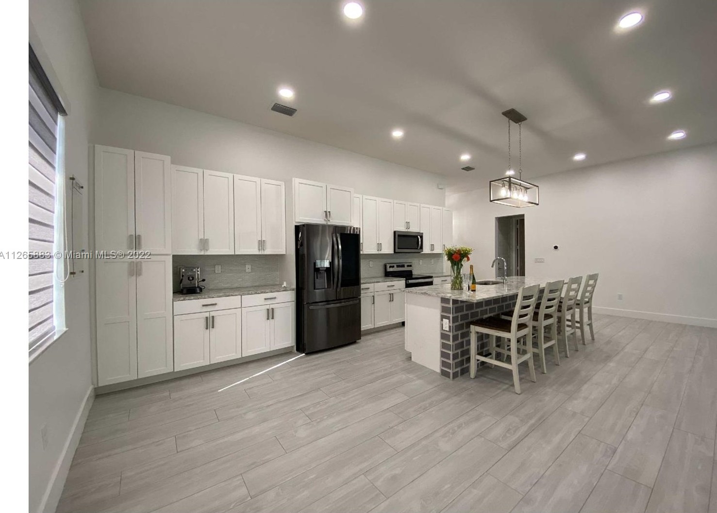 15012 177th Ter, Miami FL  33187-7704 exterior