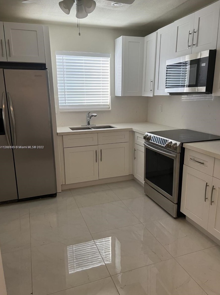 1250 Nw 177th Ter, Miami, FL 33162