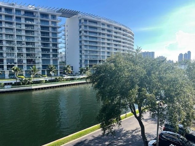 3245 Ne 184th St #13406, Miami, FL 33160
