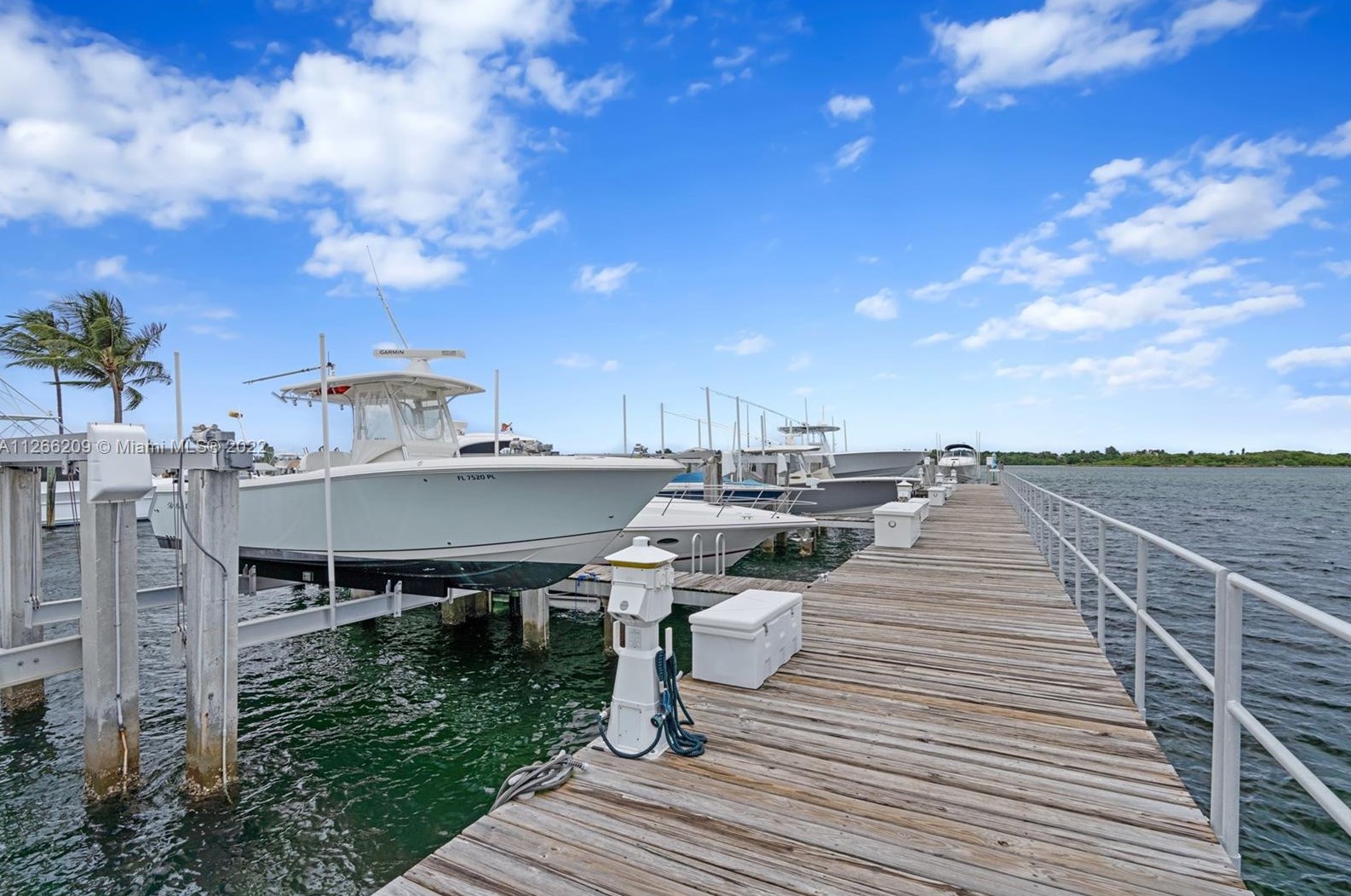 121 Harbors Way, Boynton Beach FL  33435-2400 exterior