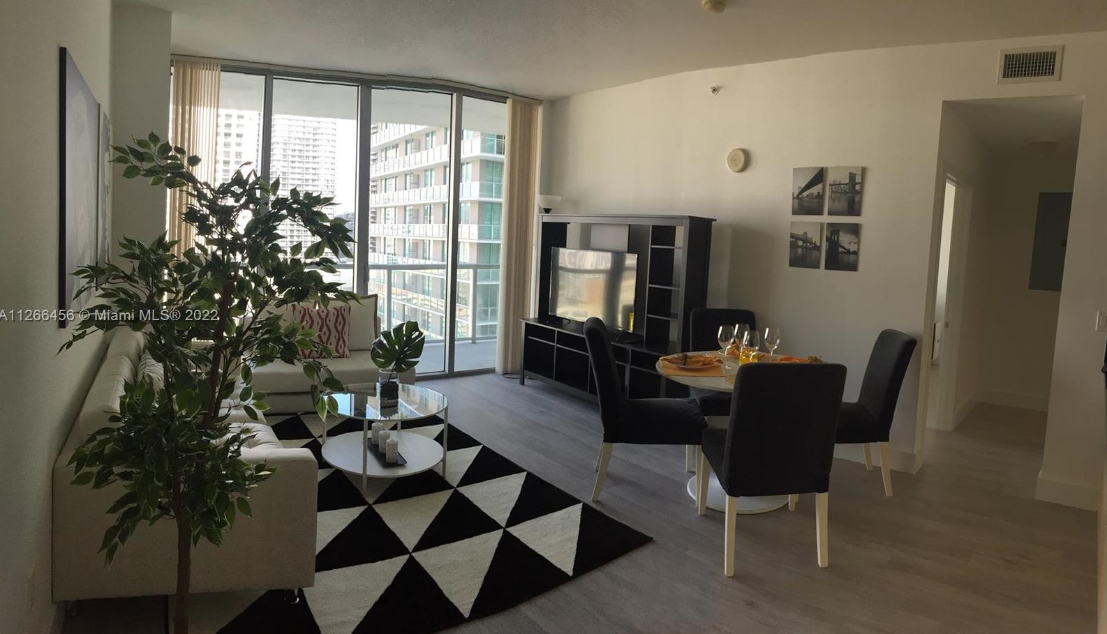 79 Sw 12th St #2211-s, Miami, FL