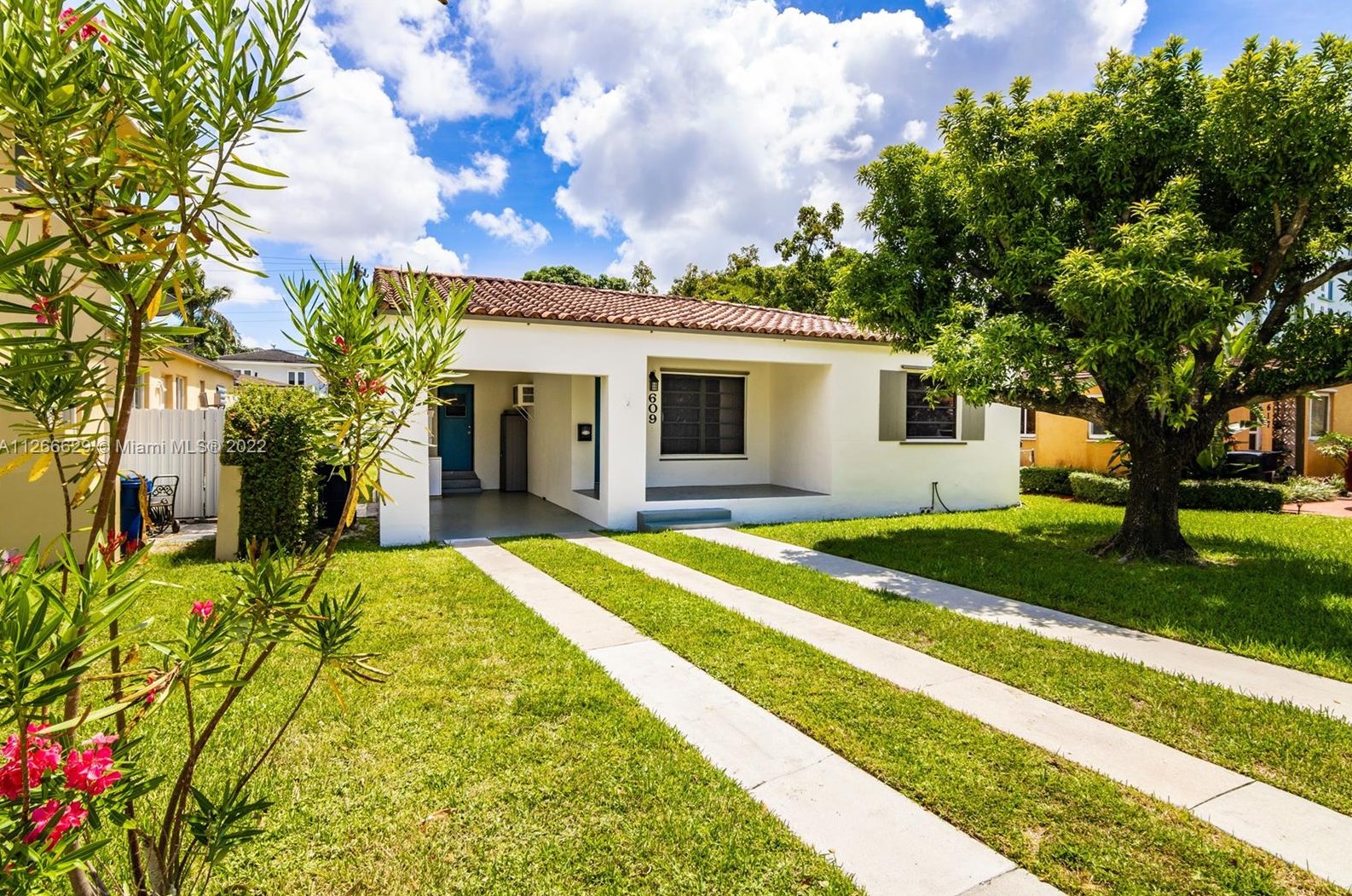 609 De Soto Dr, Miami, FL 33166