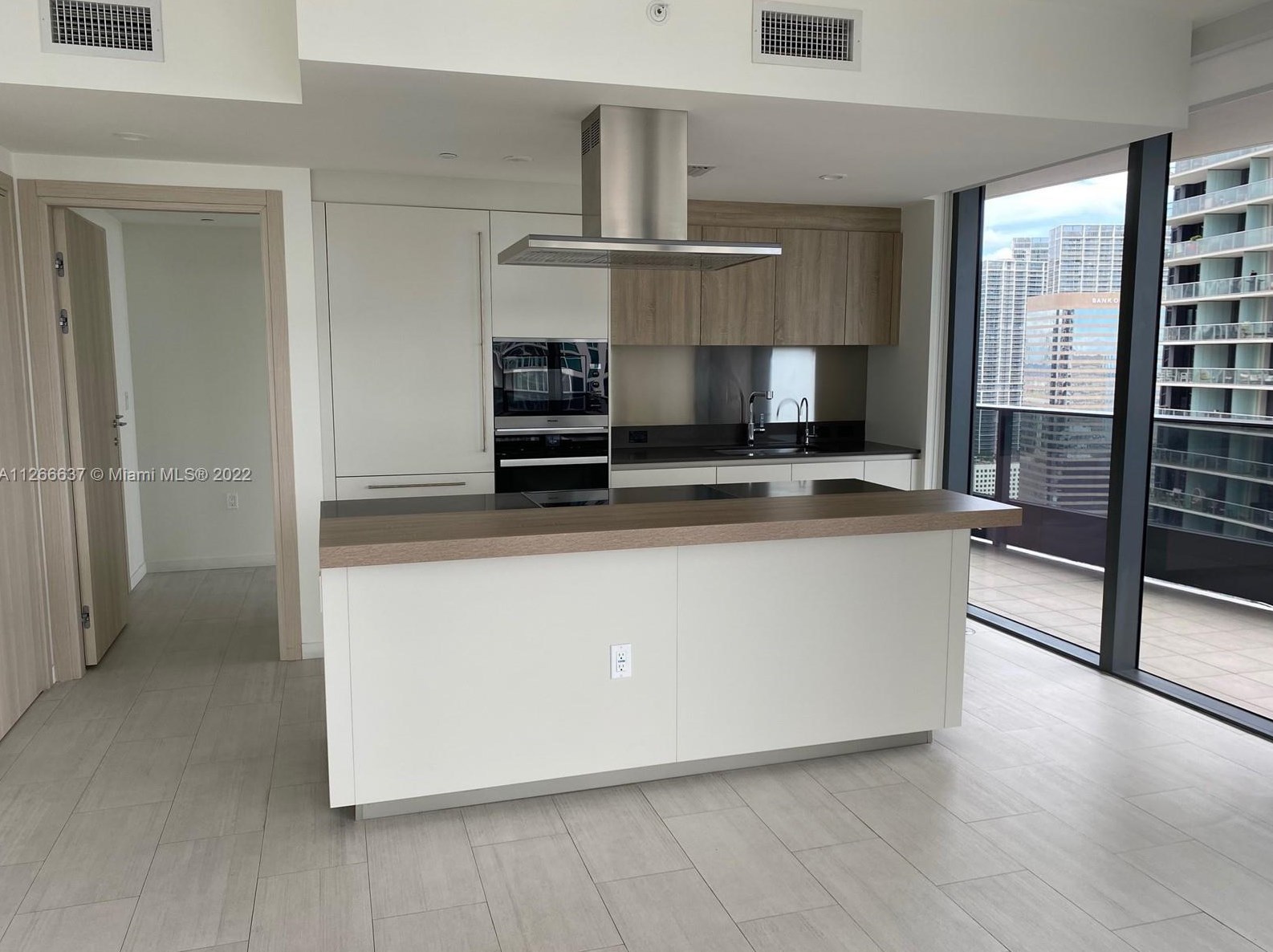 1000 Se Brickell Plaza #3601, Miami, FL 33131
