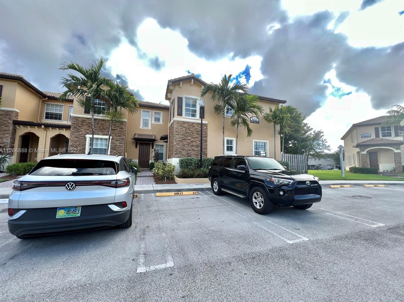 9021 Sw 227th St #12, Miami, FL 33190