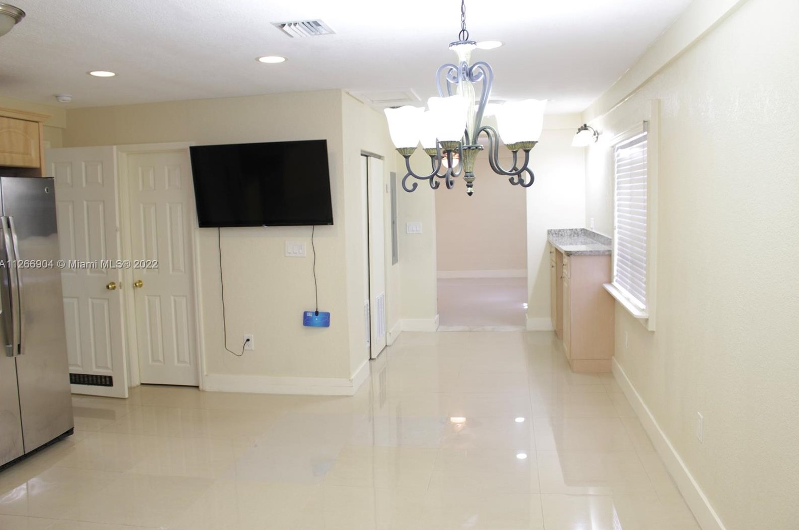 2141 49 St, Miami FL 33142-4069 exterior