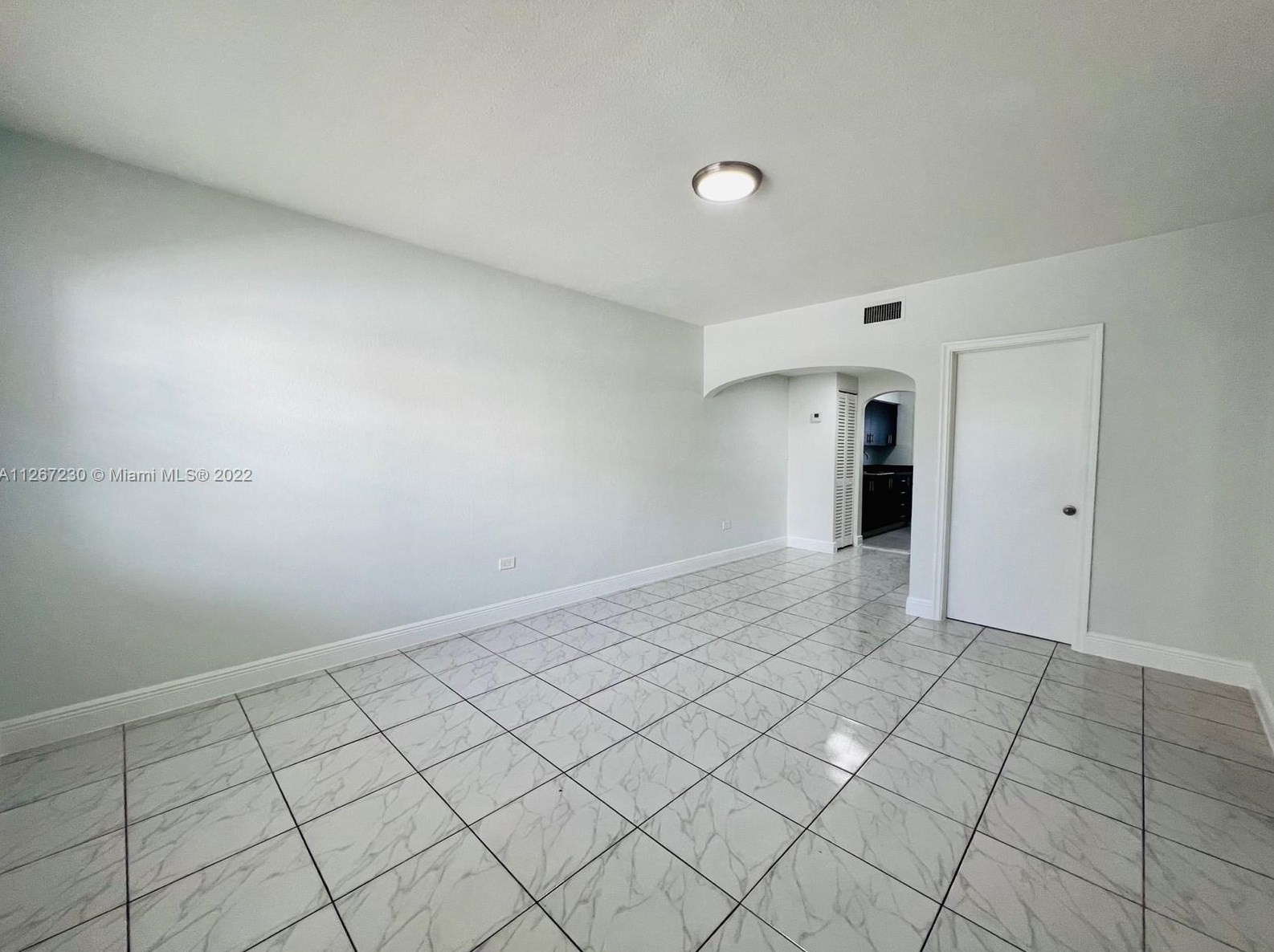 430 81st St #2, Miami, FL 33141