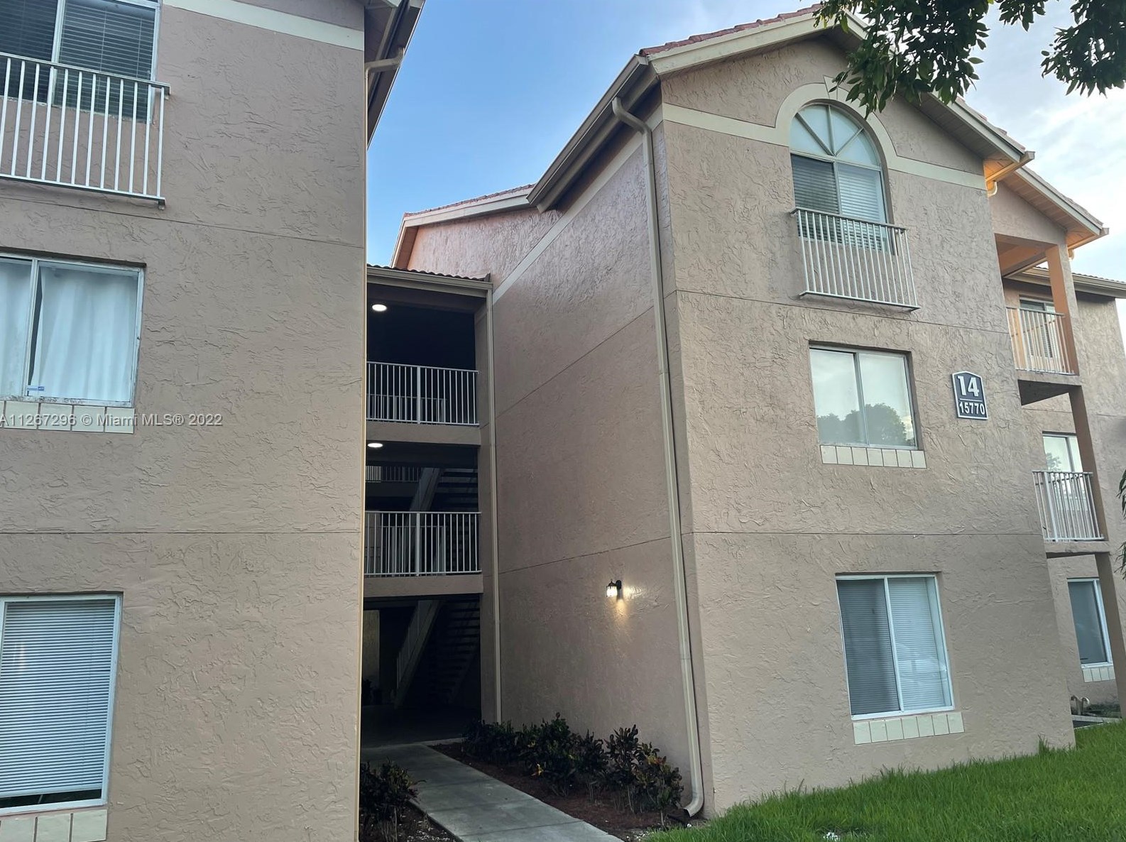15770 Sw 106th Ter #303, Miami, FL 33196