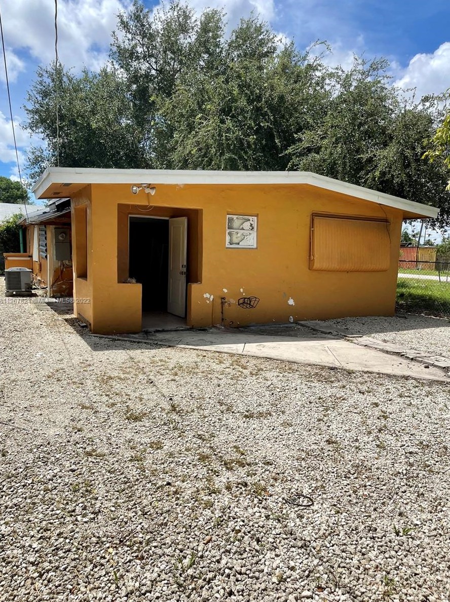 2144 89th Terrace Rd, Miami, FL 33147-1305