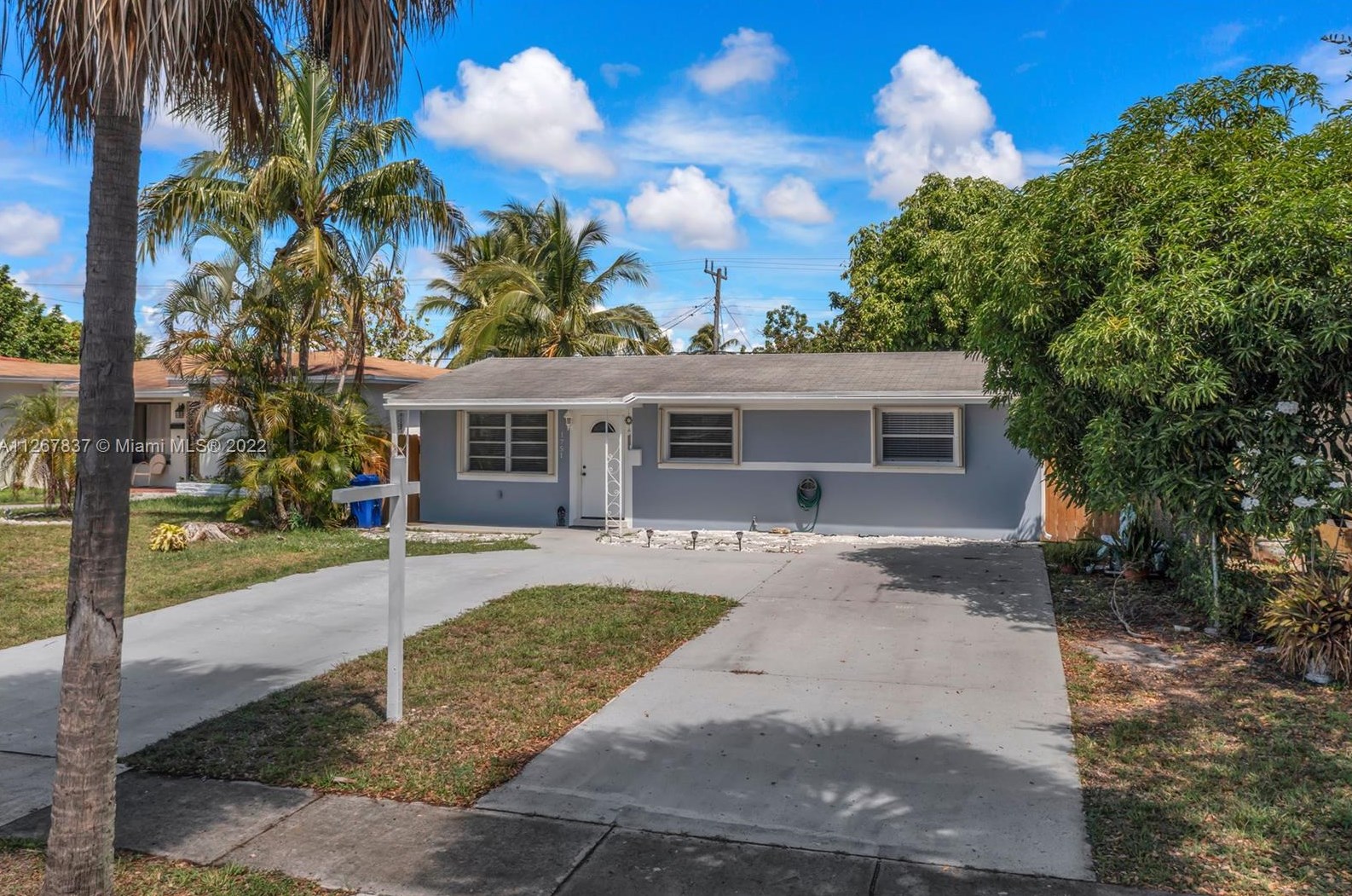 1751 172nd St, Miami, FL 33162-1533