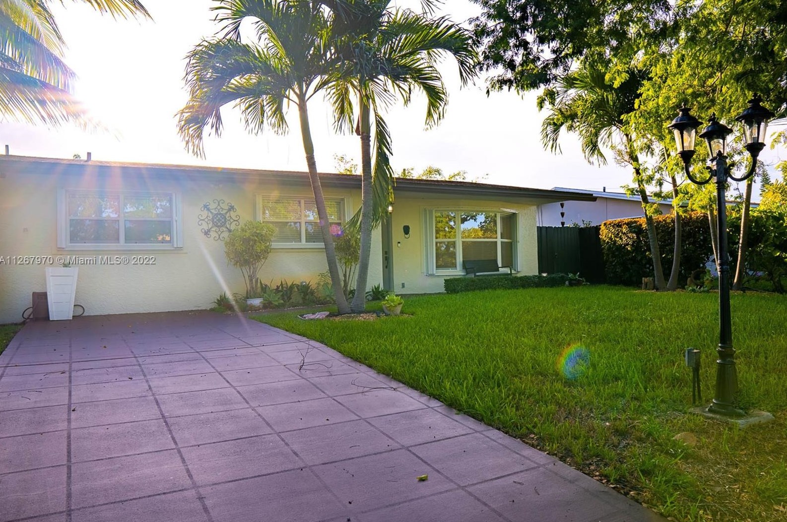 2100 N 55th Ave #1, Hollywood, FL 33021