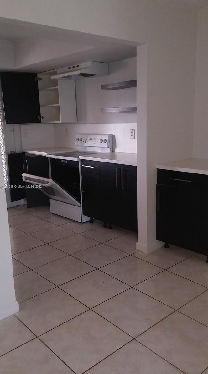 11840 Ne 19th Dr #27, Miami, FL 33181