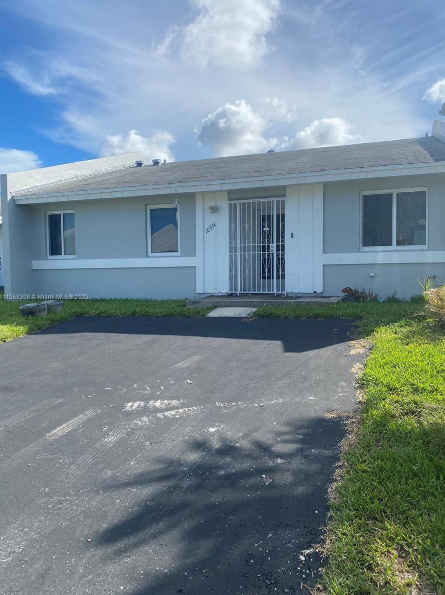 10374 208th Ter, Miami, FL 33189-3674