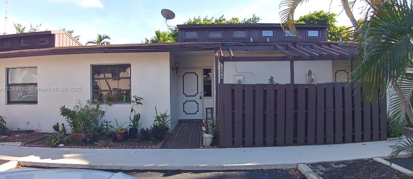 6922 Sw 38th St #23-l, Hollywood, FL