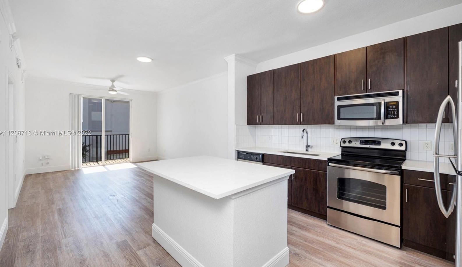 10170 Sw 7th St #22-405, Hollywood, FL 33025