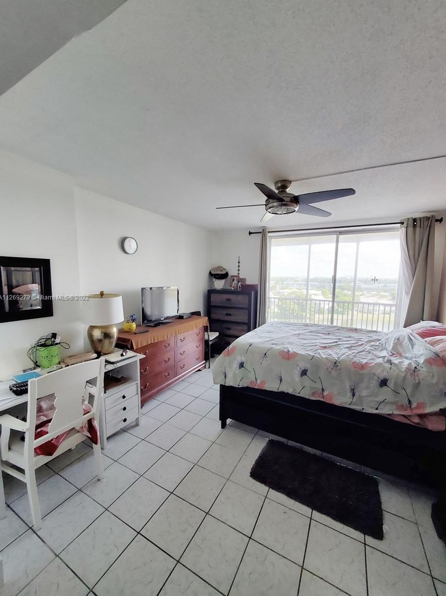 1750 191st St, Miami FL 33056-3339 exterior