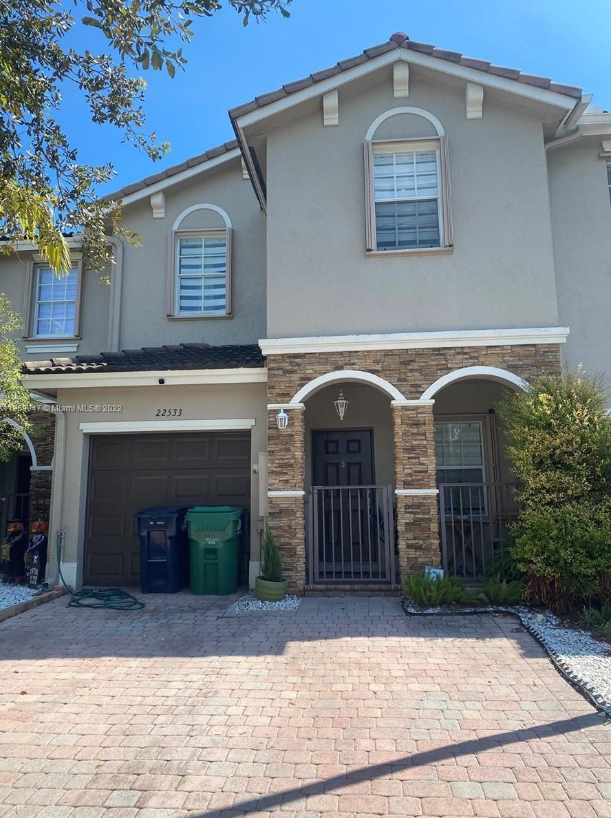 22533 88th Path, Miami, FL 33190-1299