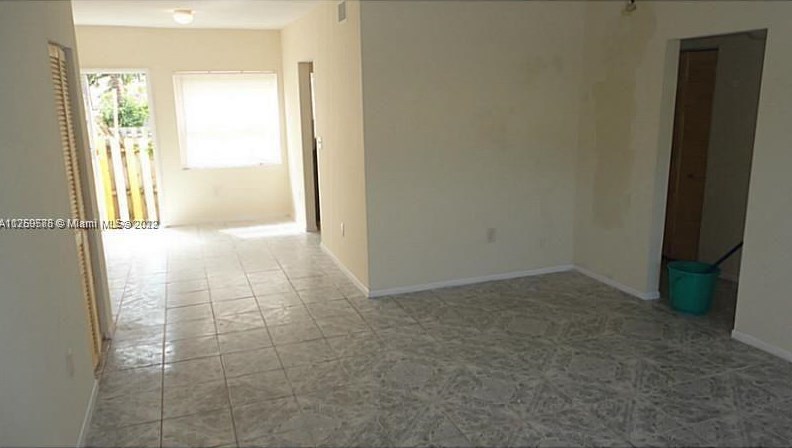 8300 Nw 4th Ave Apt A, Miami, FL