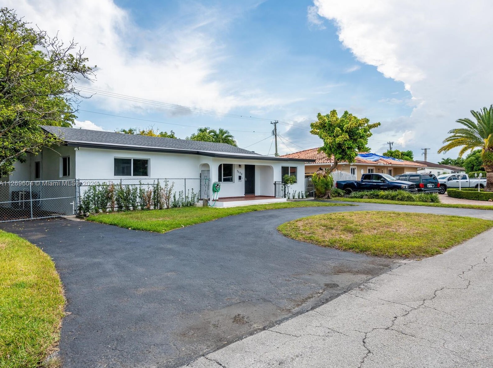 7520 Sw 19th Ter, Miami, FL 33155