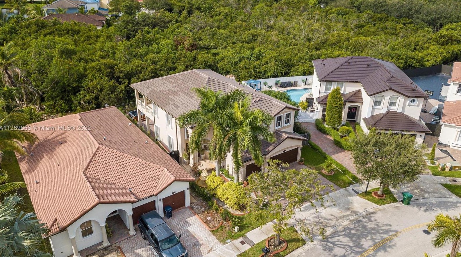 14984 18th Ter, Miami, FL 33185-5786