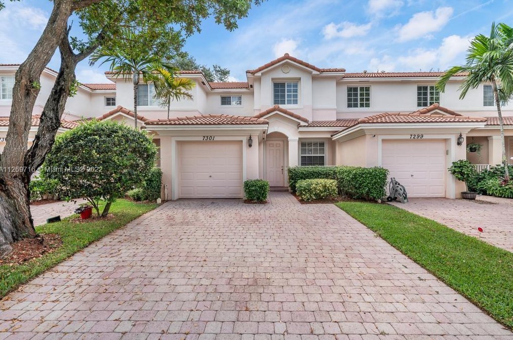 7301 Briella Dr, Boynton Beach FL  33437-3767 exterior