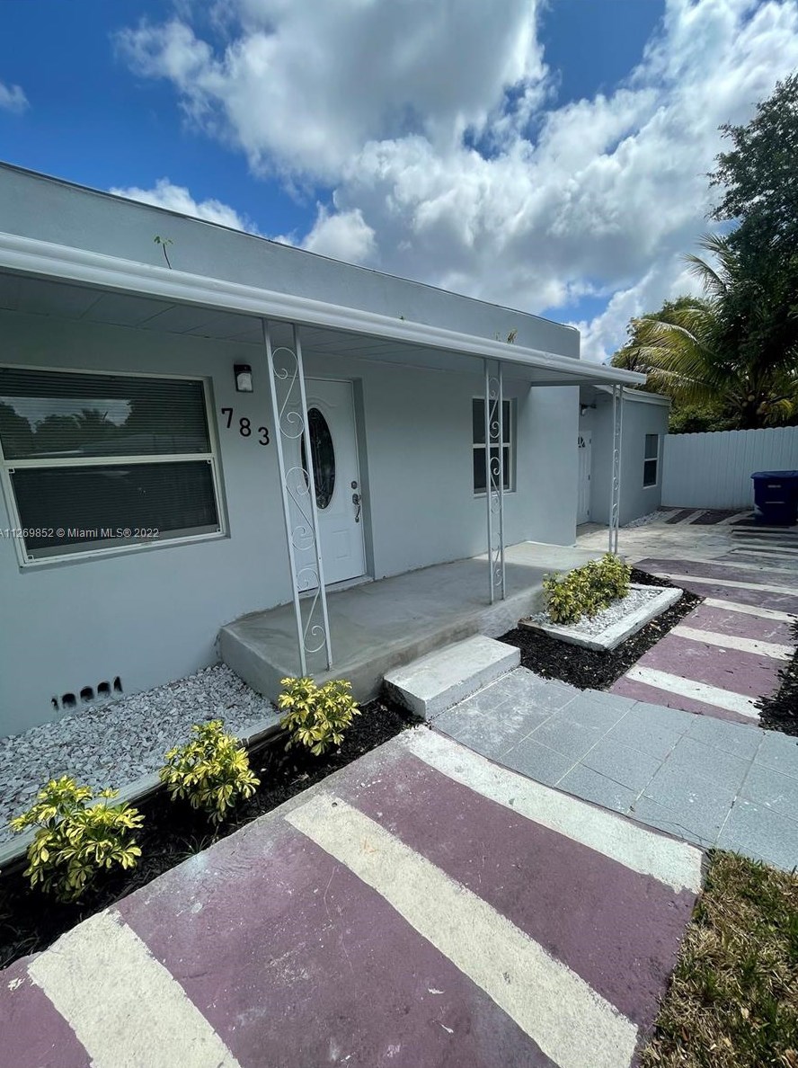 783 Nw 98th St, Miami, FL 33138