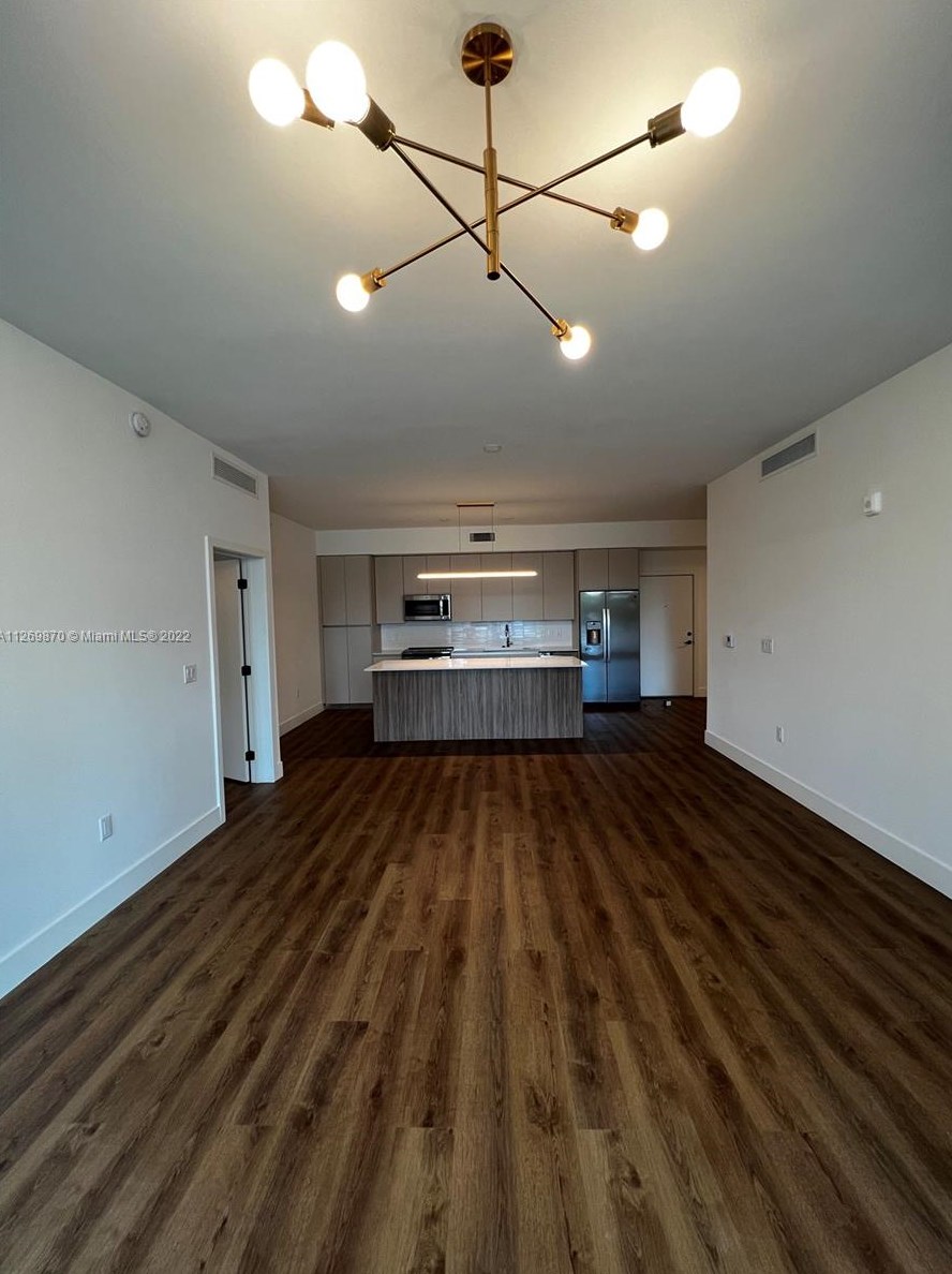 7435 Sw 61st Ave #204, Miami, FL 33143