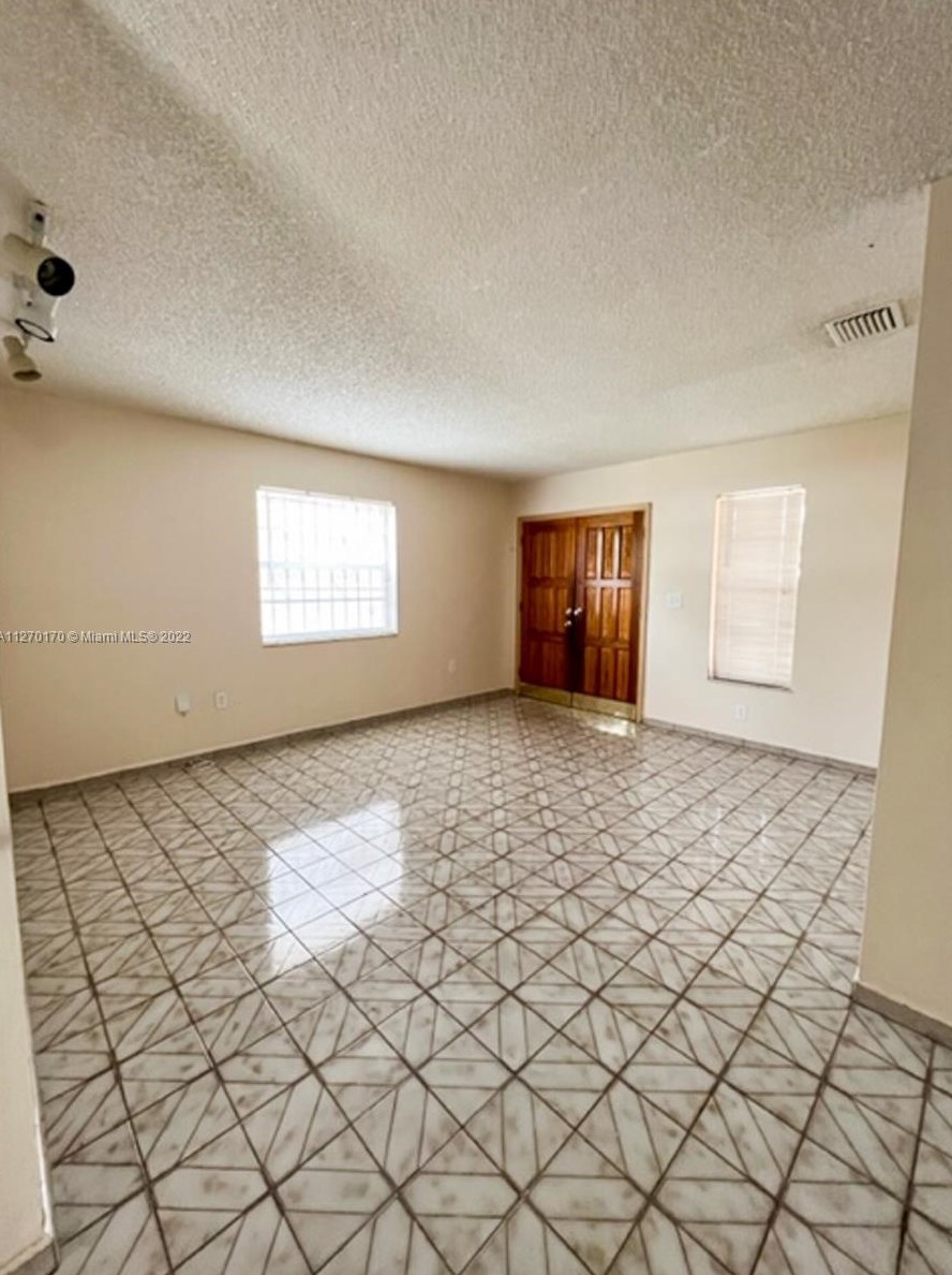 3112 Sw 17th St #3112, Miami, FL 33145