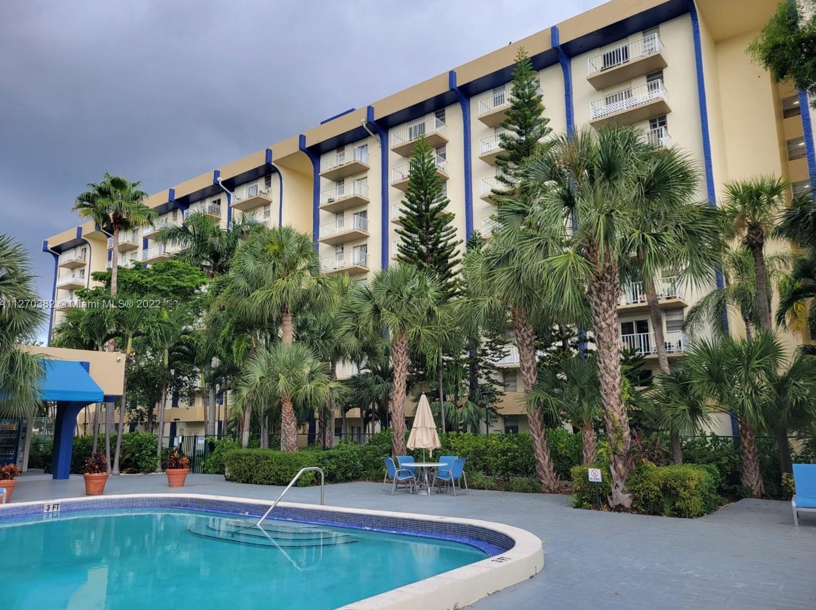 4550 Nw 9th St Apt 512, Miami, FL 33126
