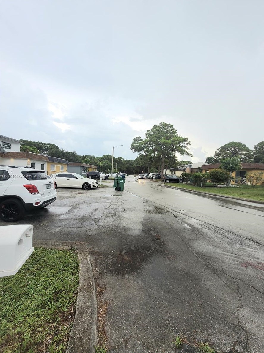 21118 Nw 39th Ave #21118, Miami, FL 33055