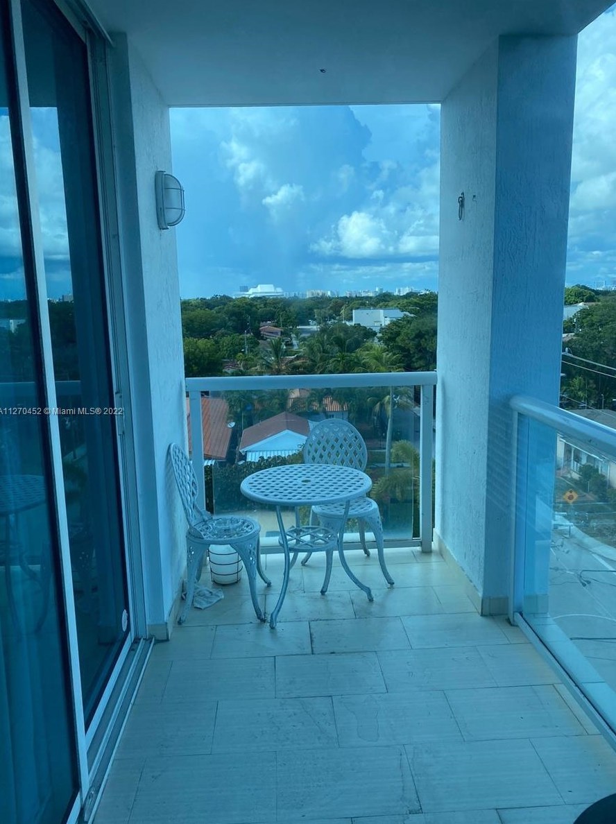 1401 22nd St, Miami, FL 33142-7741