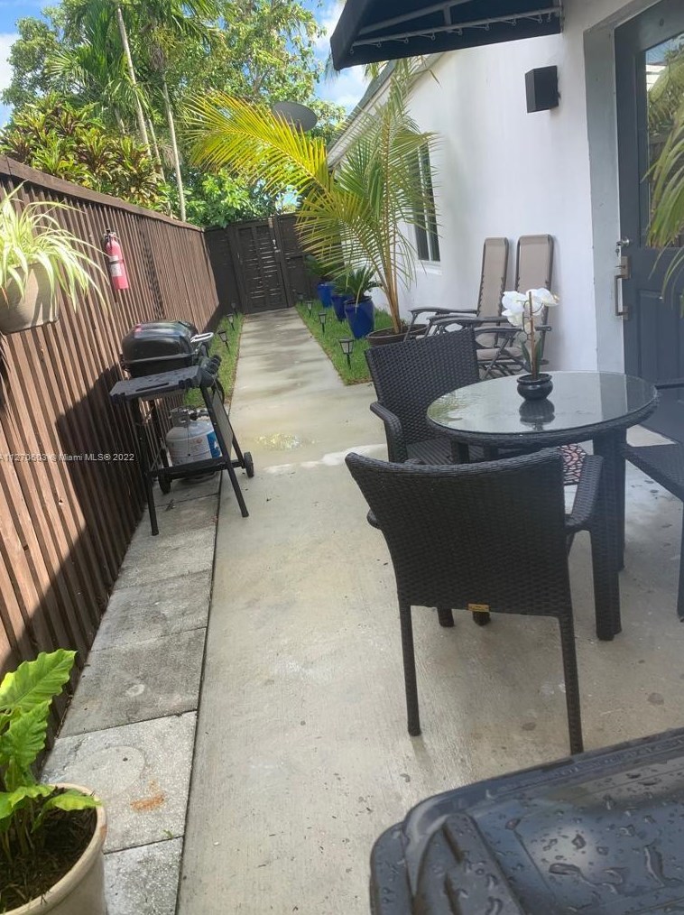 1949 179th St Ne #1949, Miami, FL 33162
