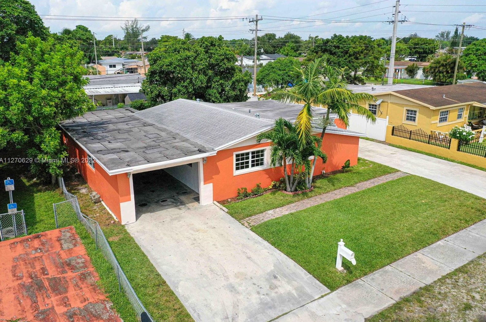 20610 34th Ave, Miami, FL 33056-1204
