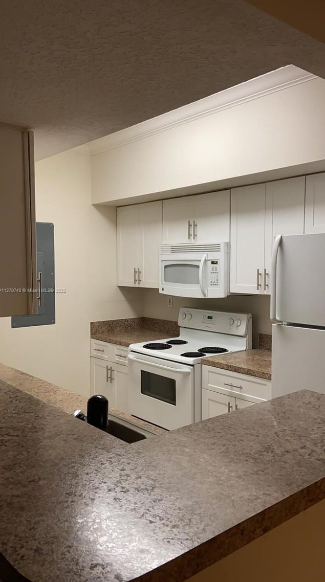 230 Sw 117th Terrace #11-107, Hollywood, FL 33025