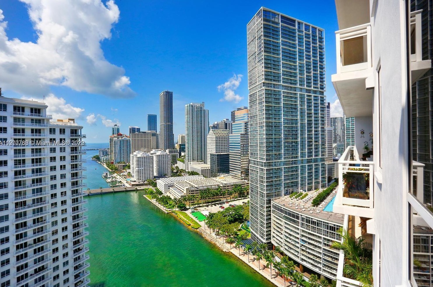 901 Brickell Key Blvd Apt 3002, Miami, FL 33131
