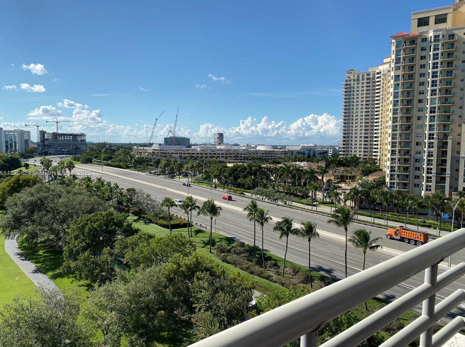 3300 Ne 191st St Apt 906, Miami, FL 33180