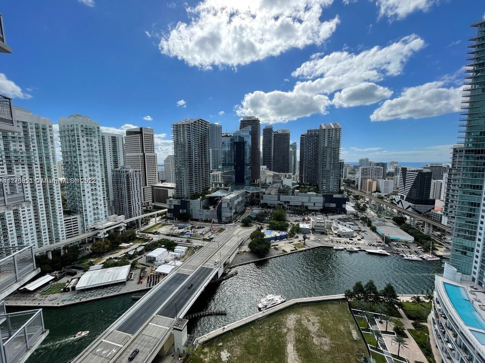350 S Miami Ave #3010, Miami, FL 33130