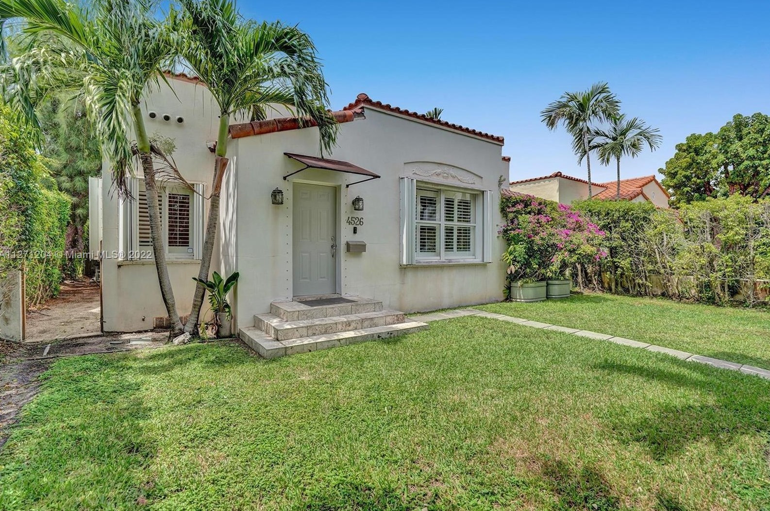 4526 Post Ave, Miami, FL 33140-3036