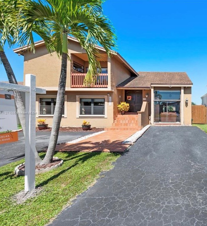 11441 34th Ln, Miami, FL 33165-3321