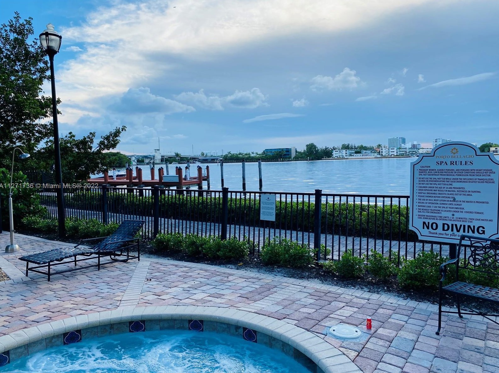 17145 Bay Rd, Miami FL 33160-3451 exterior