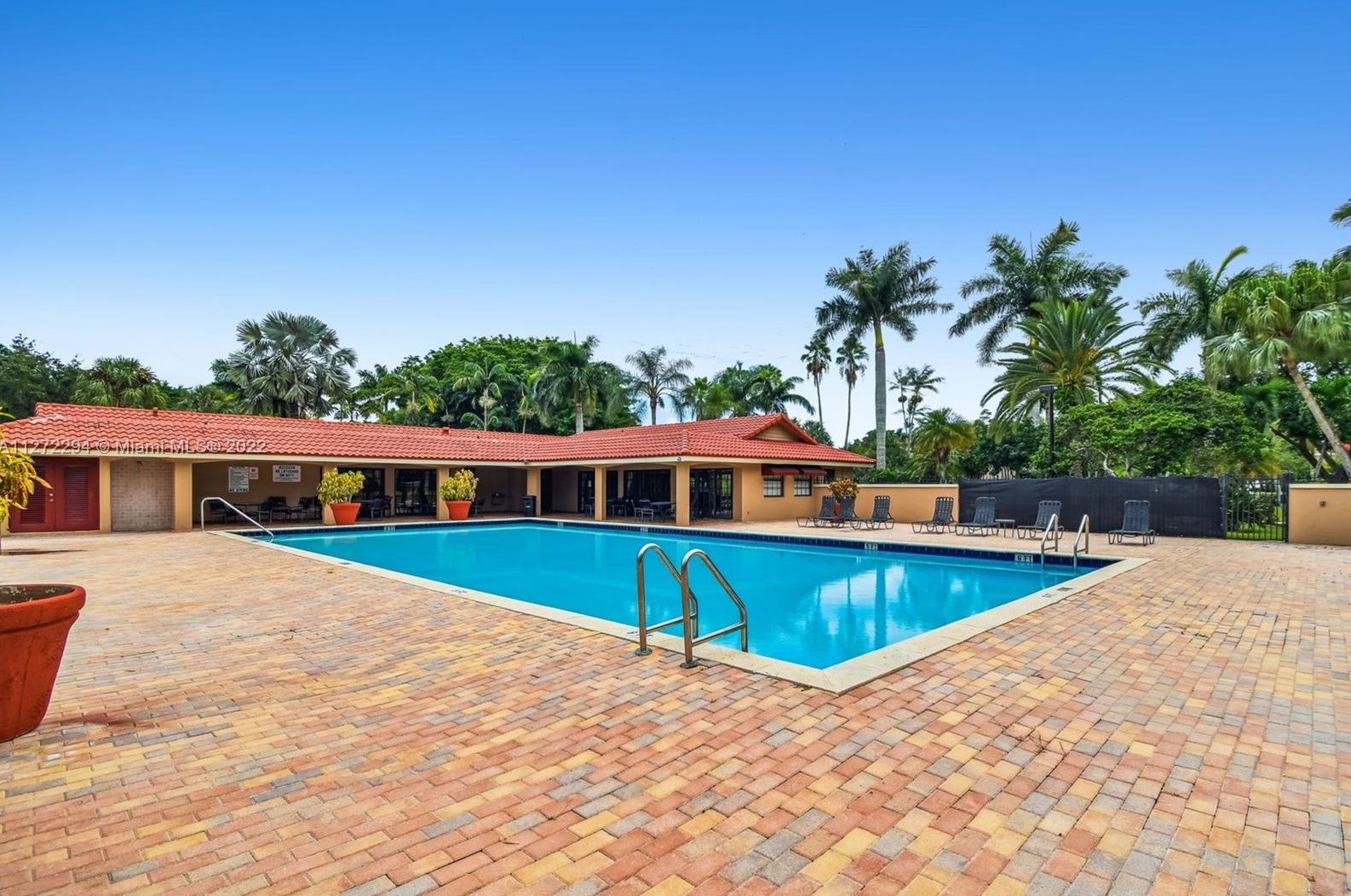 8110 Severn Dr, Boca Raton FL 33433-8331 exterior