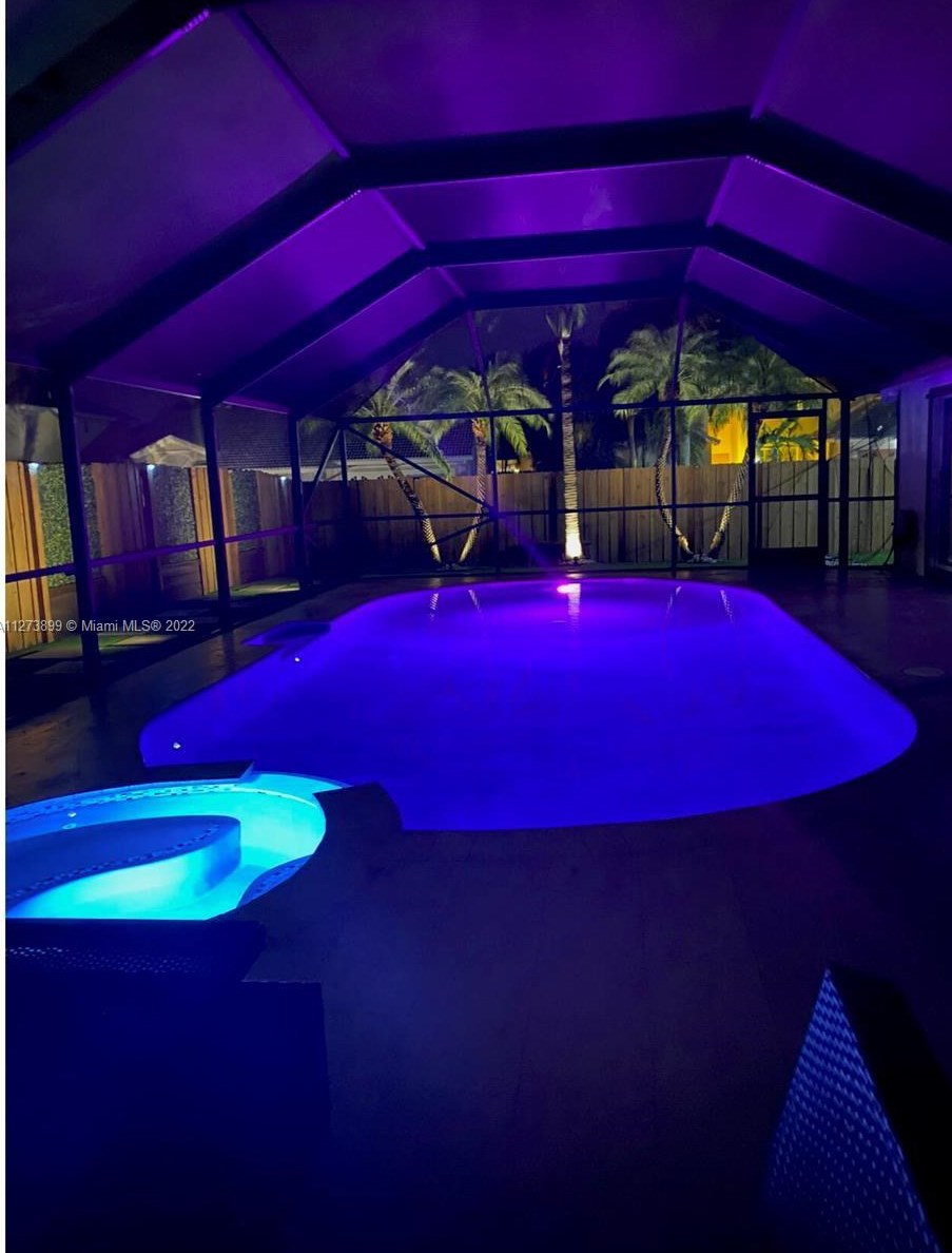 9430 212th Ter, Miami FL  33189-3728 exterior