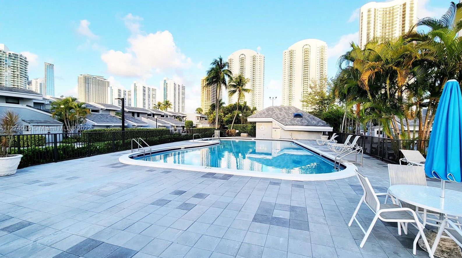 369 Poinciana Dr, Miami FL  33160-4529 exterior