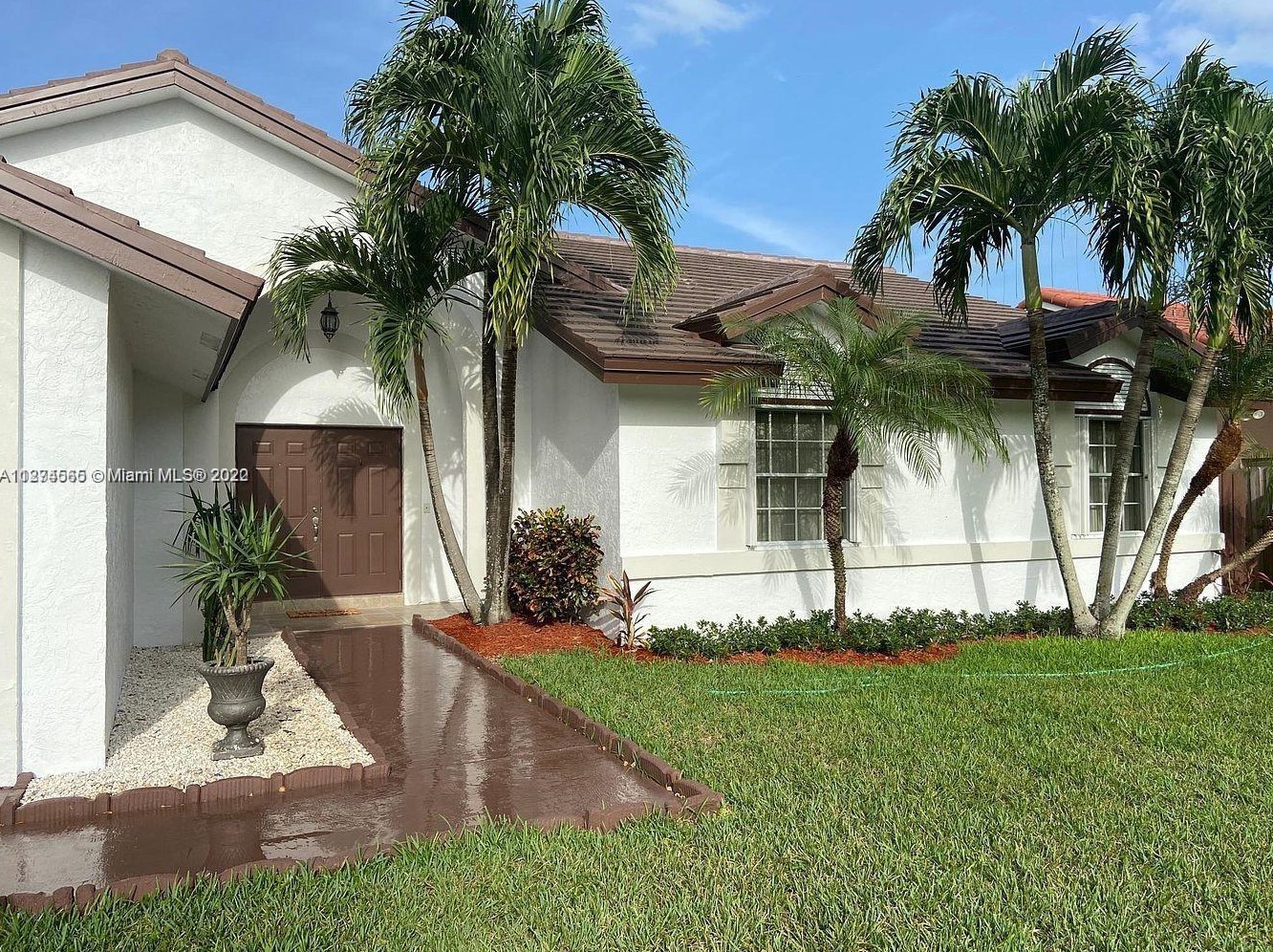 16351 Sw 146th Ct, Miami, FL 33177