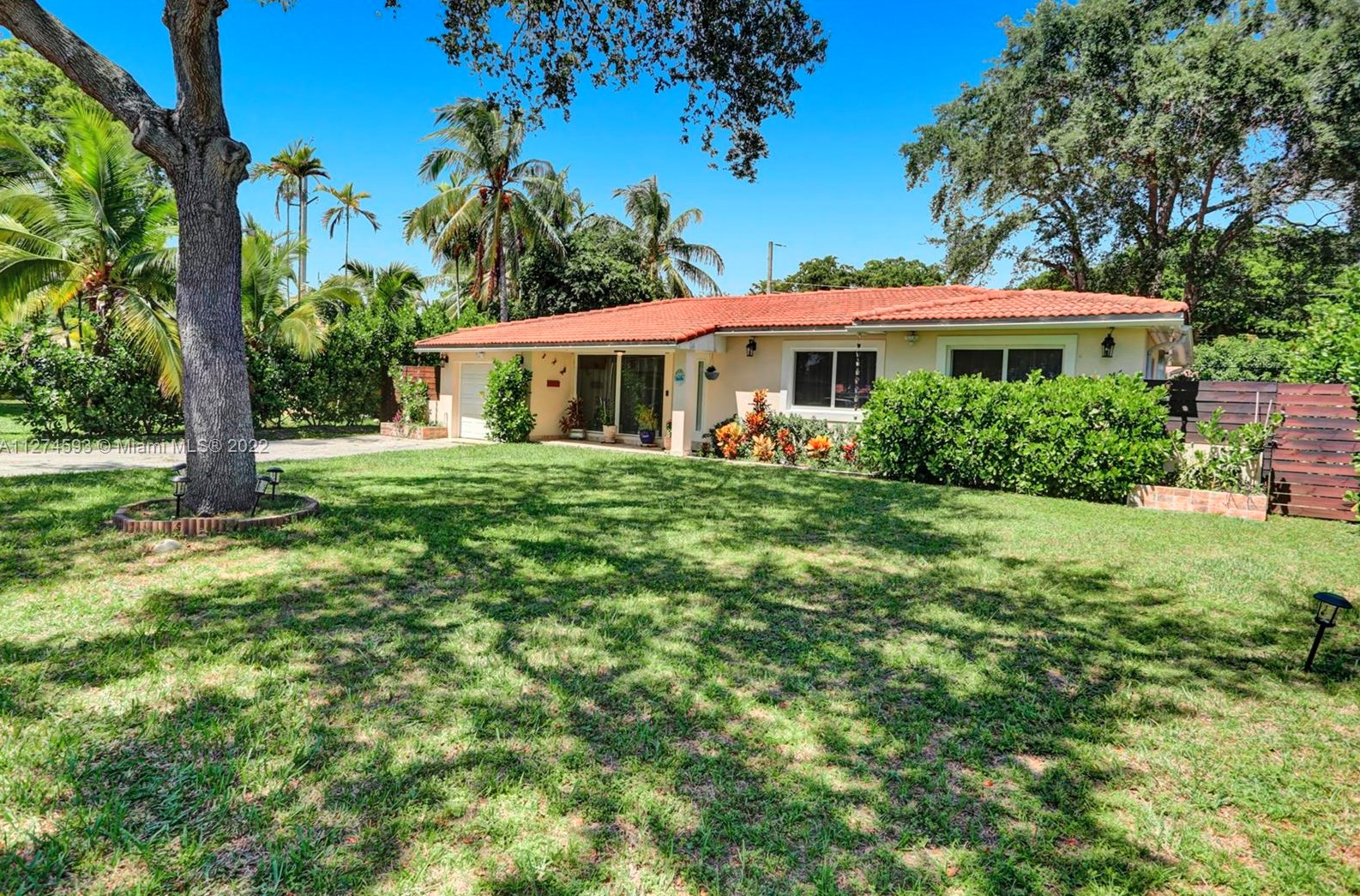 475 88th Ter, Miami, FL 33150-2429