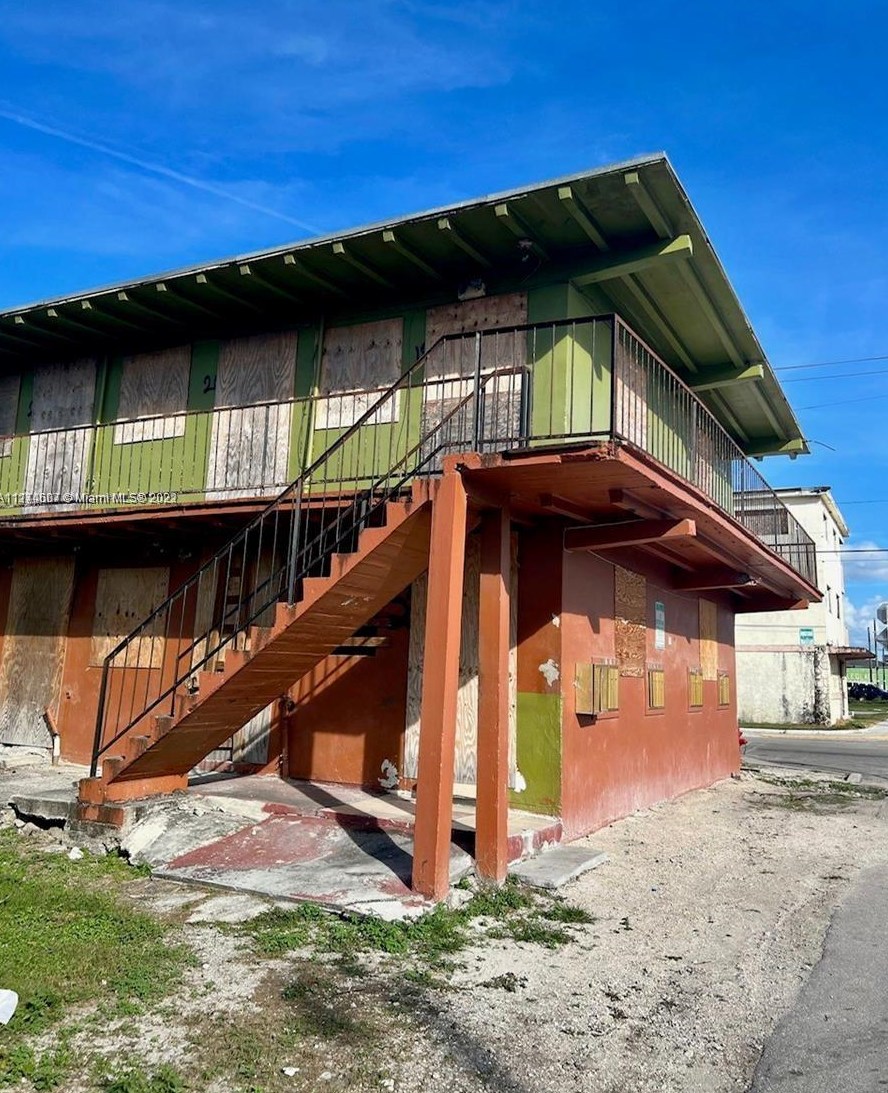 601 W Ave A, Belle Glade, FL 33430