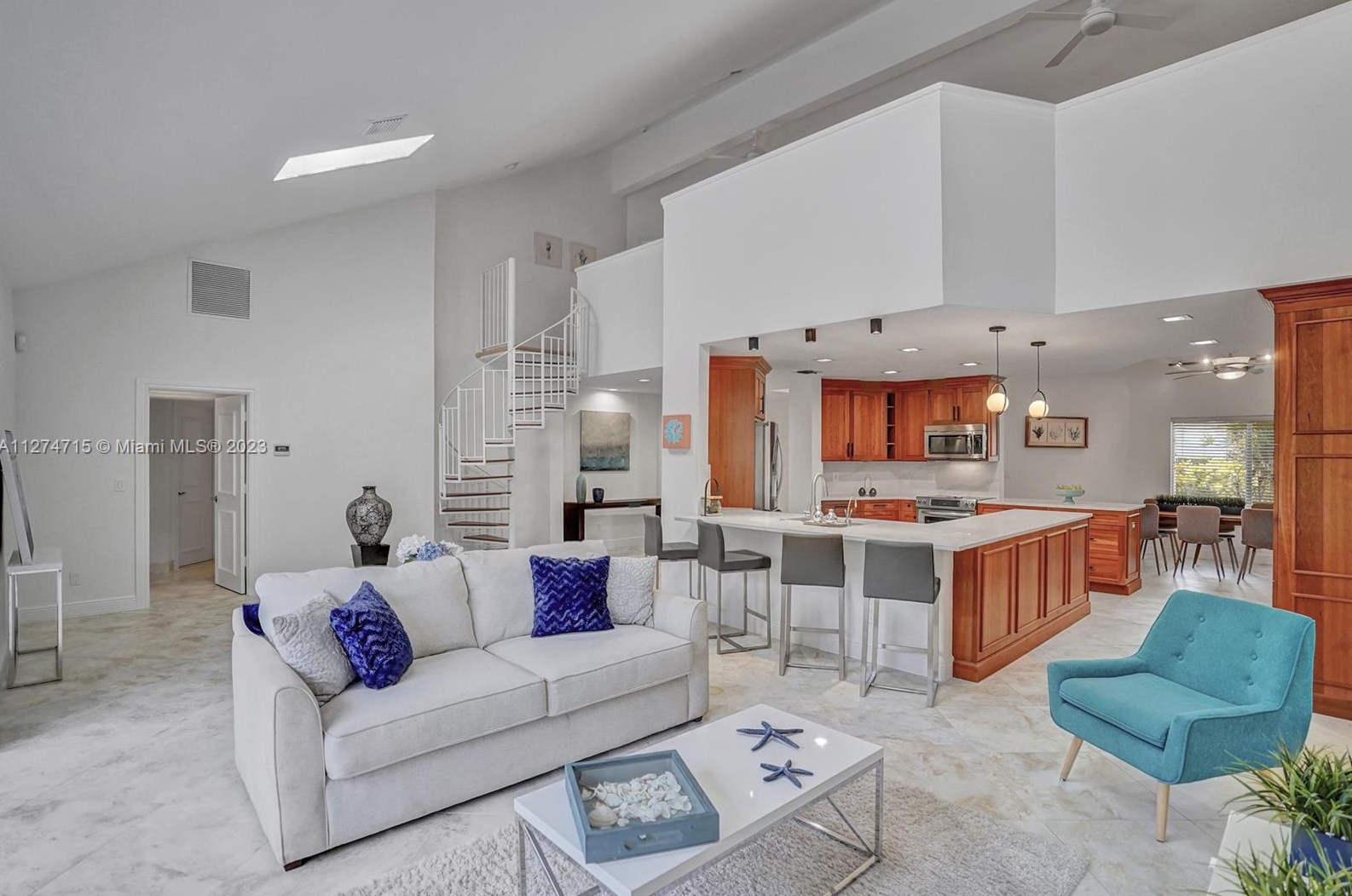 23348 Water Cir, Boca Raton, FL 33486