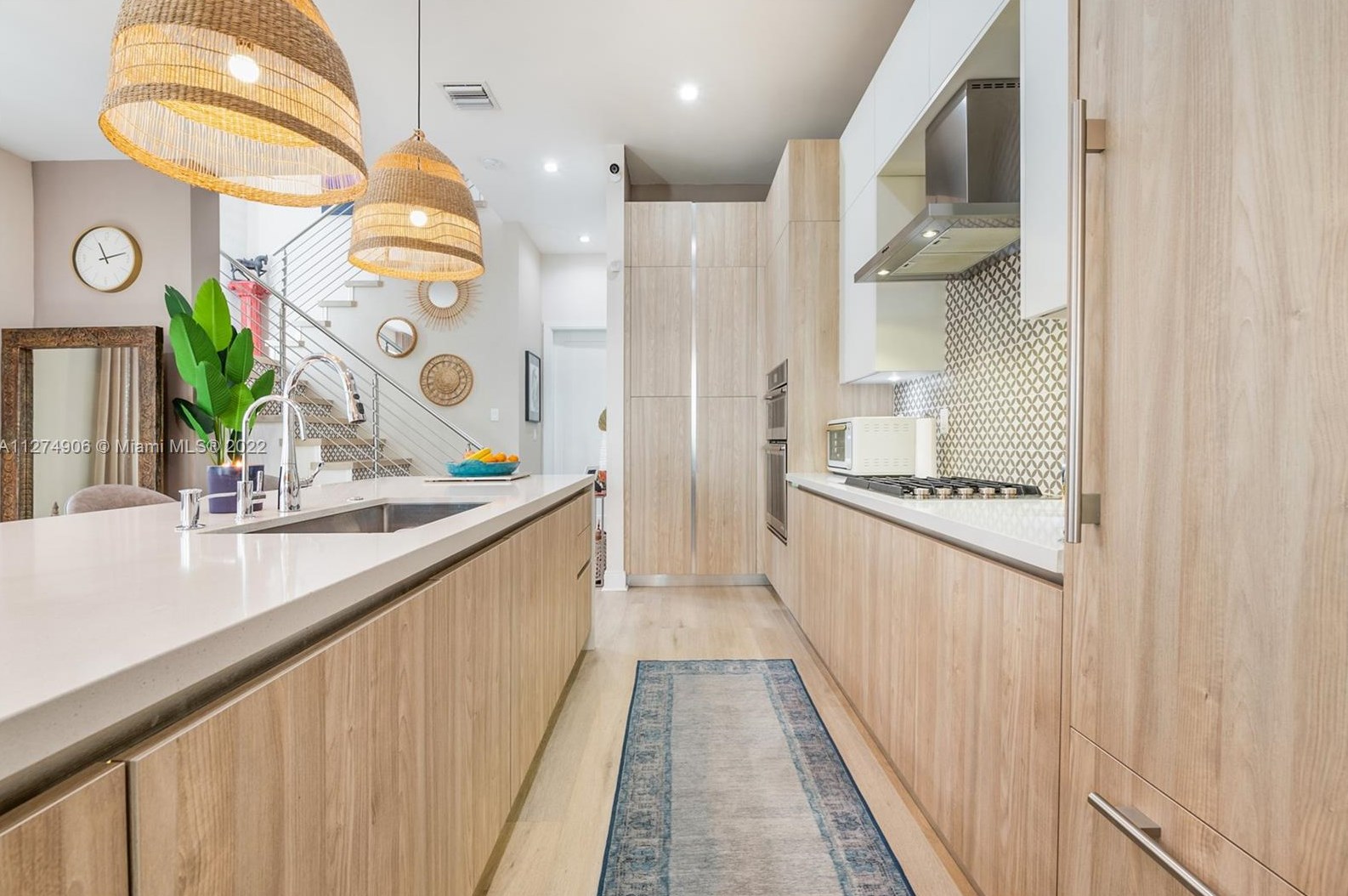 8253 44 Ter, Miami FL 33185-5323 exterior