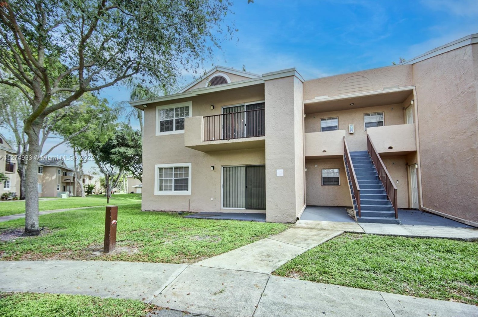 2031 96th Ter, Hollywood, FL 33024-3010