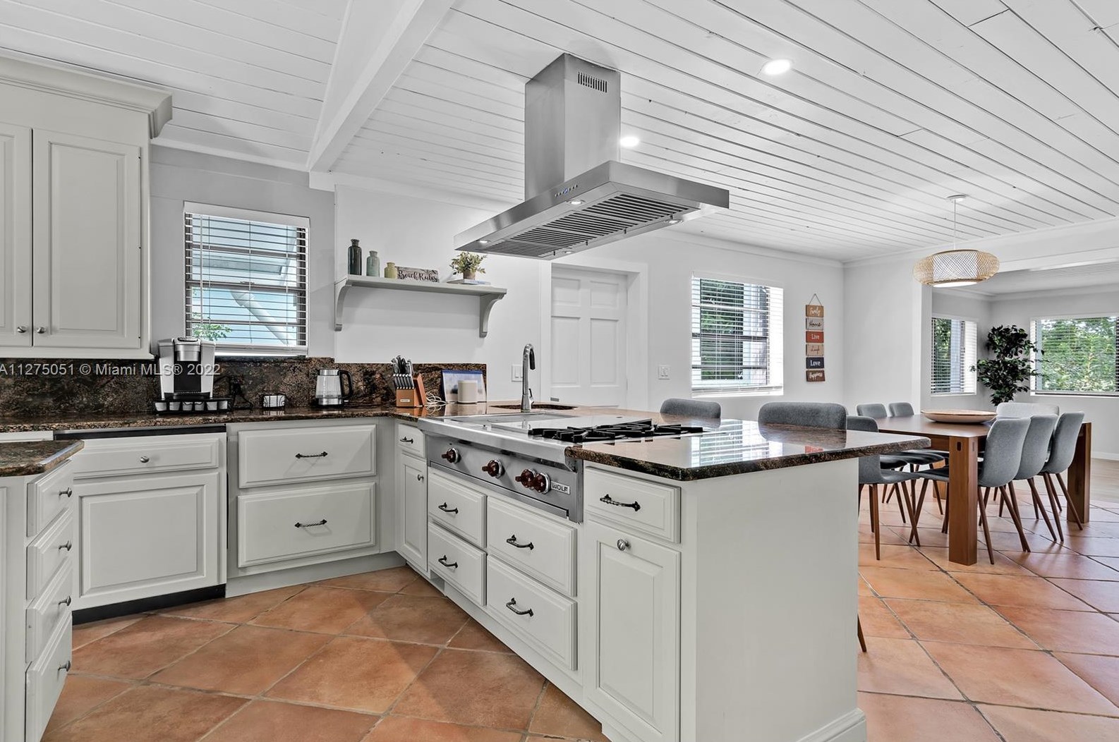 210 Palm Ave #1, Plantation Key, FL 33036