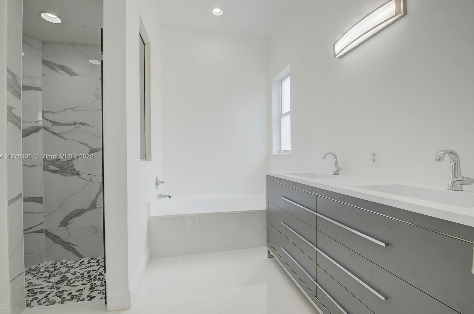 1260 144th Ave, Hollywood FL  33028-2921 exterior